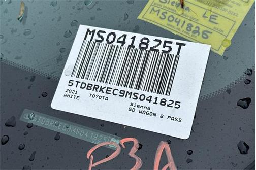 2021 Toyota Sienna LE