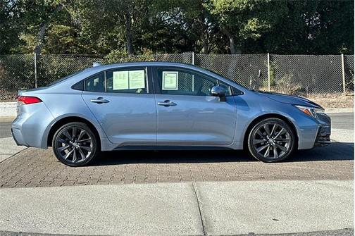 2024 Toyota Corolla Hybrid SE