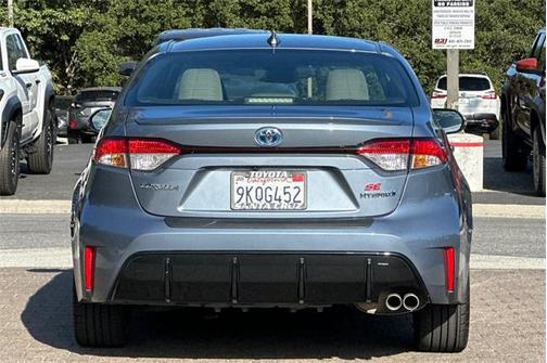2024 Toyota Corolla Hybrid SE