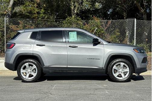 2023 Jeep Compass Sport