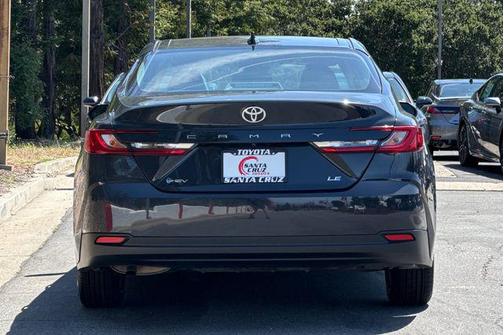 Underground 2025 Toyota Camry LE
