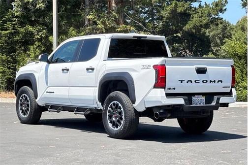 2024 Toyota Tacoma Hybrid TRD