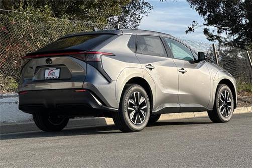 2026 Toyota bZ XLE Plus