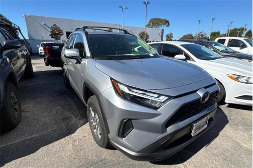 2023 Toyota RAV4 Hybrid XLE