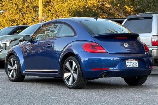 2012 Volkswagen Beetle Base