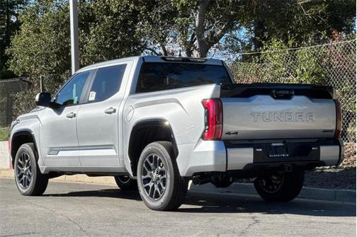 2026 Toyota Tundra Hybrid Platinum