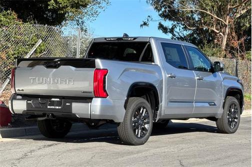 2026 Toyota Tundra Hybrid Platinum