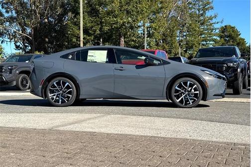 2026 Toyota Prius Plug-In Hybrid XSE