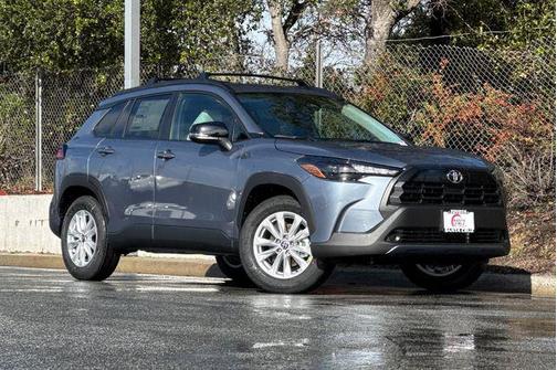 2026 Toyota Corolla Cross LE