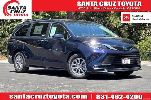 2023 Toyota Sienna XLE