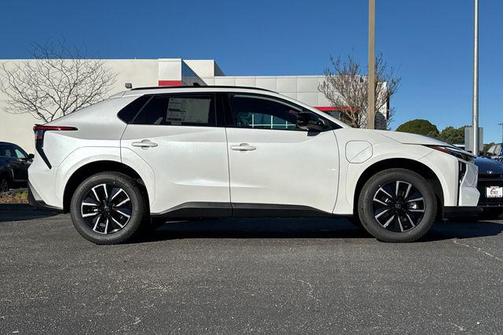 2026 Toyota bZ XLE Plus