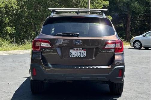2019 Subaru Outback 2.5i Touring