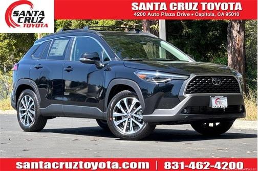 2025 Toyota Corolla Cross XLE