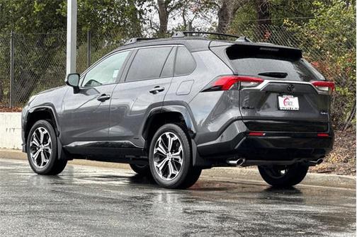 2025 Toyota RAV4 Hybrid SE