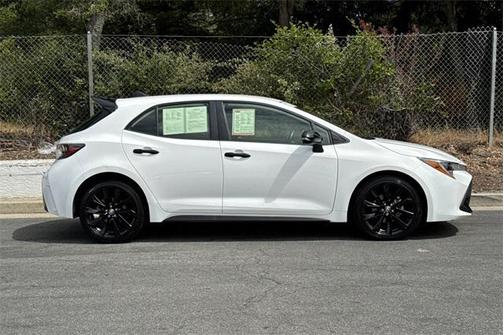 2020 Toyota Corolla Hatchback SE