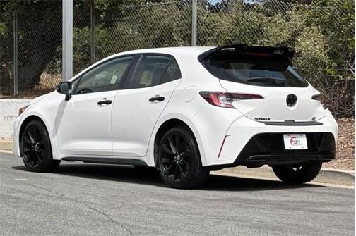 2020 Toyota Corolla Hatchback SE