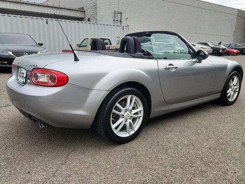 2011 Mazda MX-5 Miata Sport