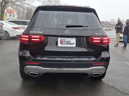 2024 Mercedes-Benz GLB 250 4MATIC