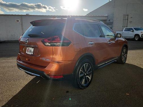 2020 Nissan Rogue SL