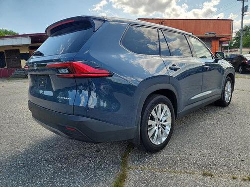 2024 Toyota Grand Highlander Platinum