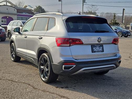 2023 Volkswagen Taos 1.5T SE