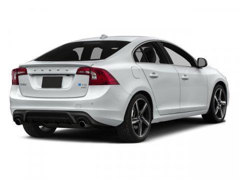 2016 Volvo S60 T6 Drive-E R-Design Platinum