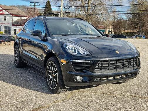 2018 Porsche Macan Base