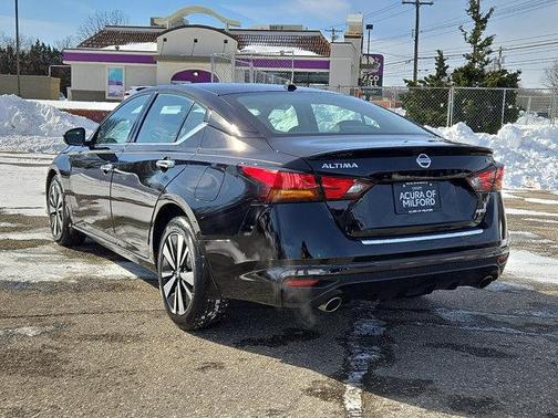 2022 Nissan Altima 2.5 SL