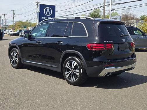 Night Black 2024 Mercedes-Benz GLB 250 4MATIC