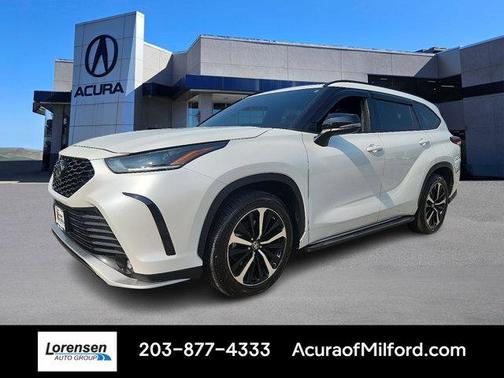 2022 Toyota Highlander XSE