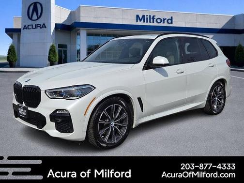 Mineral White Metallic 2021 BMW X5 xDrive40i