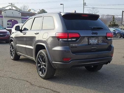 2020 Jeep Grand Cherokee Altitude