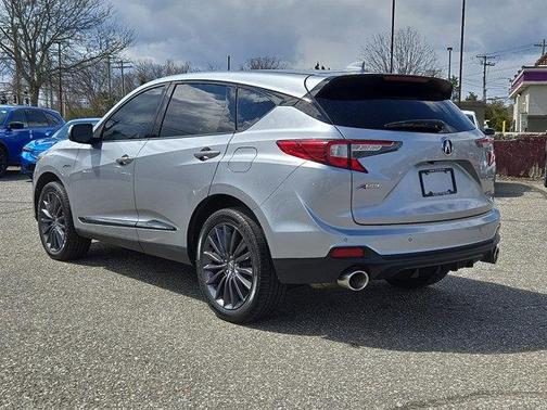 Lunar Silver Metallic 2023 Acura RDX A-Spec Advance Package