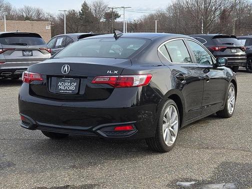 2018 Acura ILX Base