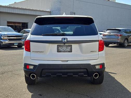 Platinum White Pearl 2023 Honda Passport AWD EX-L