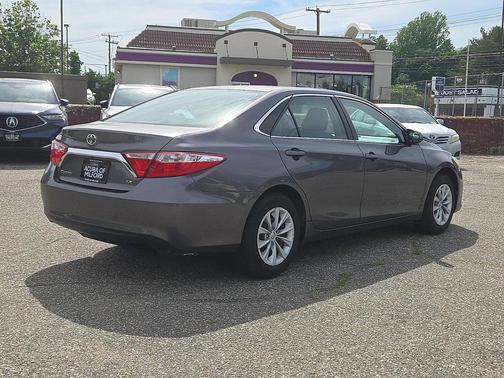 Predawn Gray Mica 2015 Toyota Camry SE