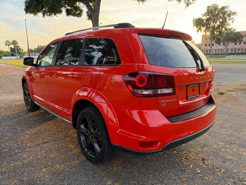 2018 Dodge Journey Crossroad
