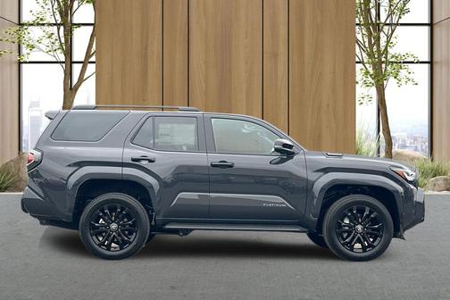 01l7 2026 Toyota 4Runner Hybrid Platinum