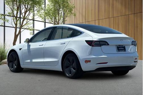 2020 Tesla Model 3 Standard Range Plus