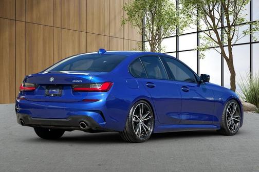 2019 BMW 330 330i