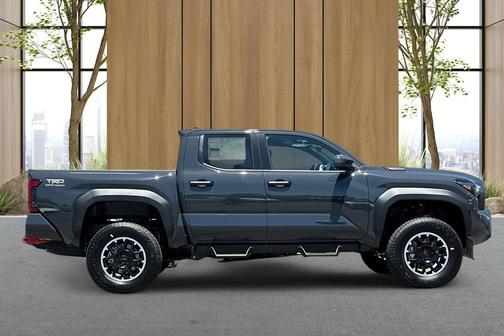 01l7 2026 Toyota Tacoma Hybrid TRD Off Road