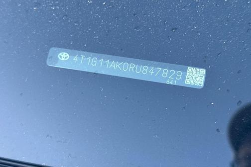 2024 Toyota Camry SE