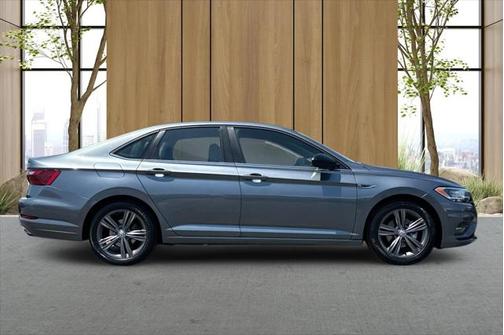 2021 Volkswagen Jetta 1.4T R-Line