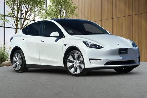 2022 Tesla Model Y Long Range Dual Motor All-Wheel Drive