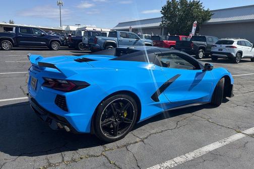Rapid Blue 2023 Chevrolet Corvette Stingray w/2LT