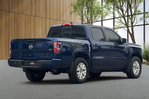 2022 Nissan Frontier SV
