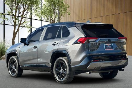 Magnetic Gray Metallic/Midnight Black Metallic 2021 Toyota RAV4 Hybrid SE