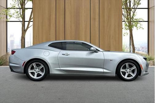 2019 Chevrolet Camaro 1LT