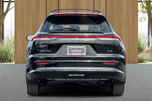 2026 Toyota Crown Signia XLE