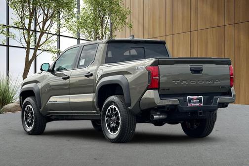 2025 Toyota Tacoma Hybrid TRD Off Road
